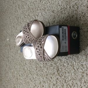 Never worn Vince Camuto flat slide sandals